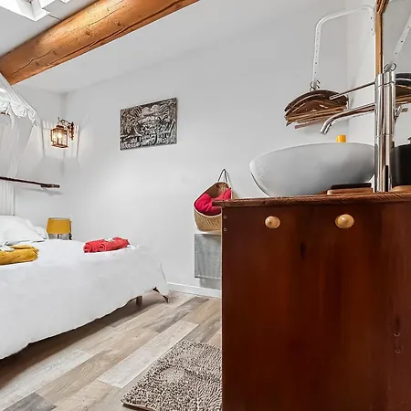 La Bergerie Douceur Pensjonat Aubord